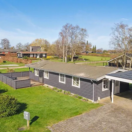 Lovely Within Walking Distance To The Sea Дом отдыха