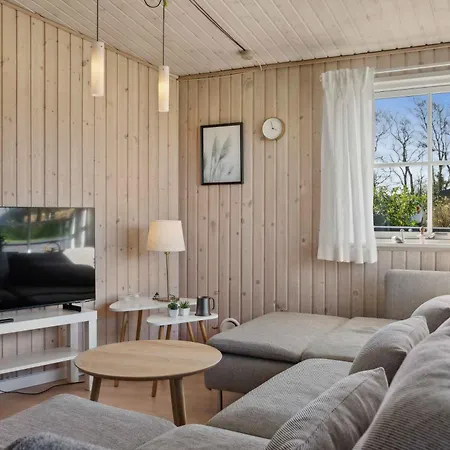 Lovely Within Walking Distance To The Sea Дом отдыха